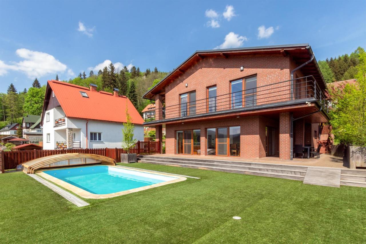 Vila Slunecni Stran สโวโบดา นาด อูโปว์ ภายนอก รูปภาพ